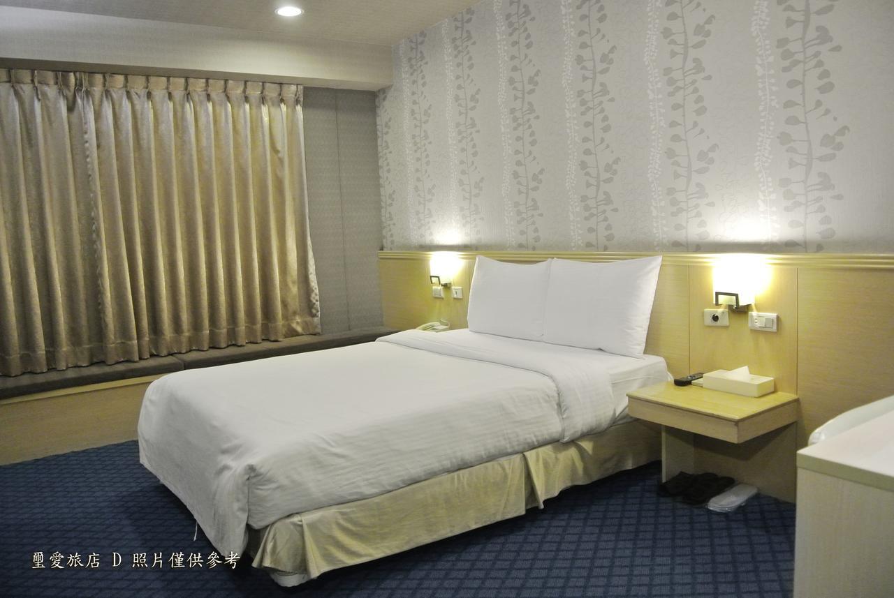 Say Love Hotel Taipei Exteriör bild