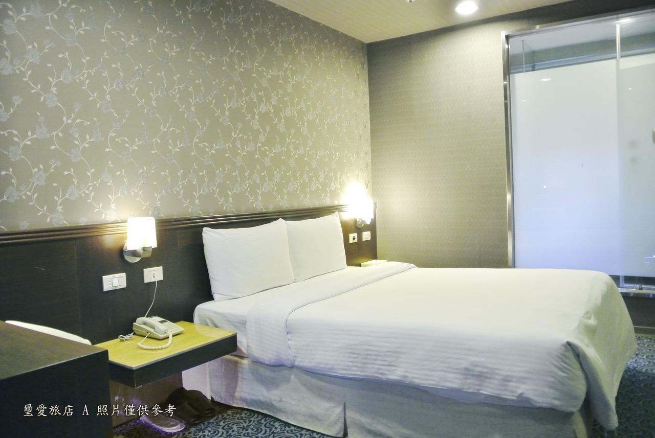 Say Love Hotel Taipei Exteriör bild