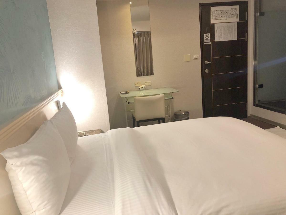 Say Love Hotel Taipei Exteriör bild