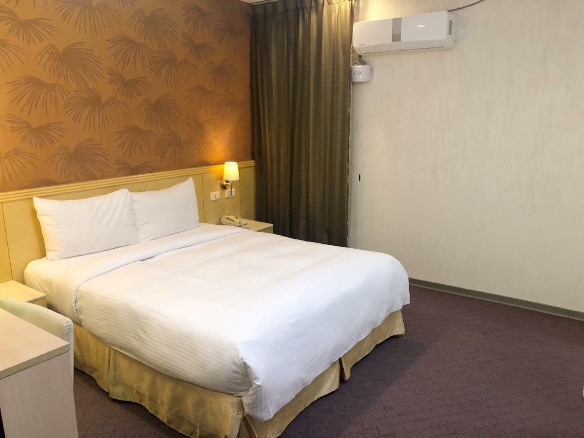 Say Love Hotel Taipei Exteriör bild