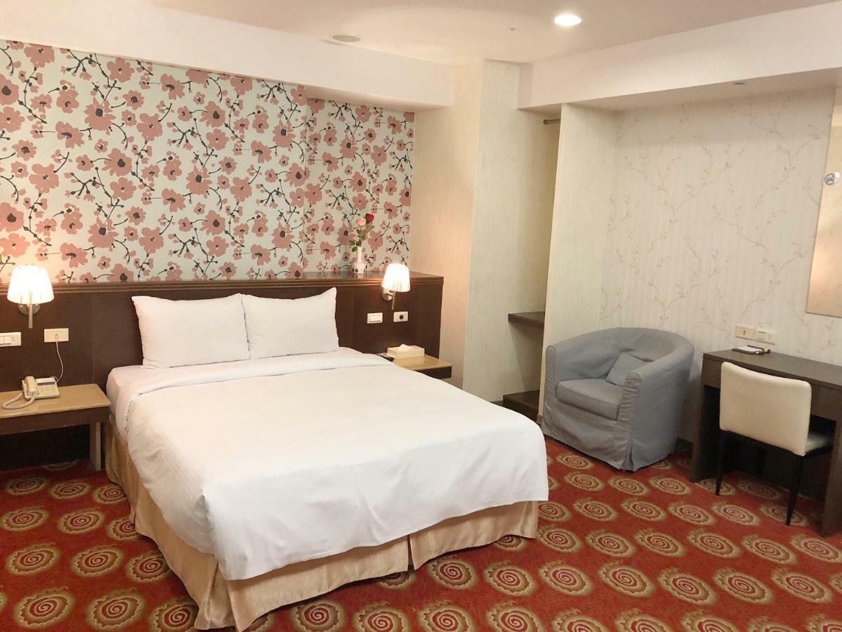 Say Love Hotel Taipei Exteriör bild
